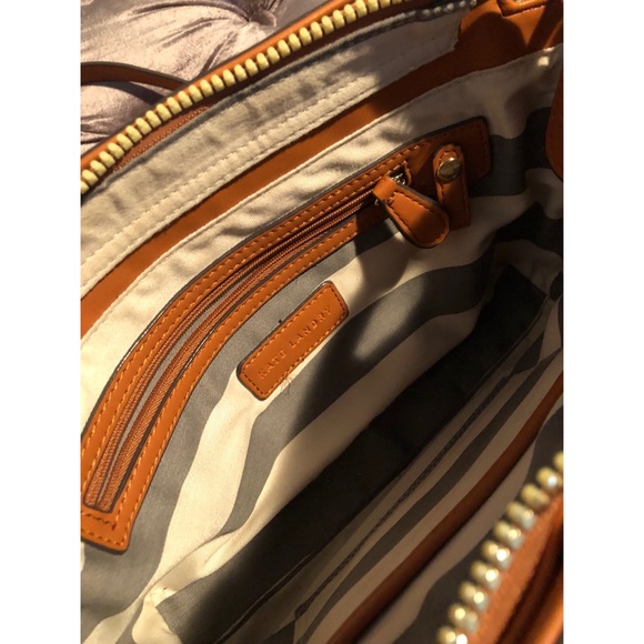 Kate Landry Crossbody - Picture 4 of 6